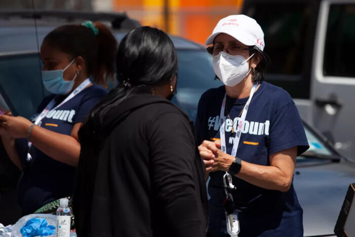 Heat, Fear and Stubborn Doormen: What Census Workers Face in the Final Month of NYC Count Heat, Fear and Stubborn Doormen: What Census Workers Face in the Final Month of NYC Count