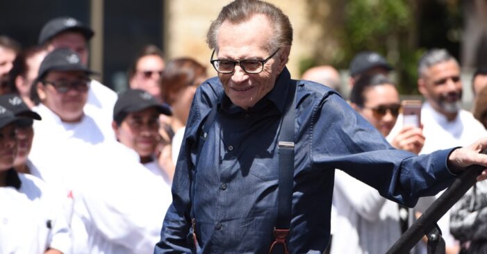 Larry King, legendary talk show host, dies at 87