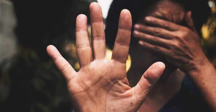 Family and friends can be key to helping end domestic violence, study suggests