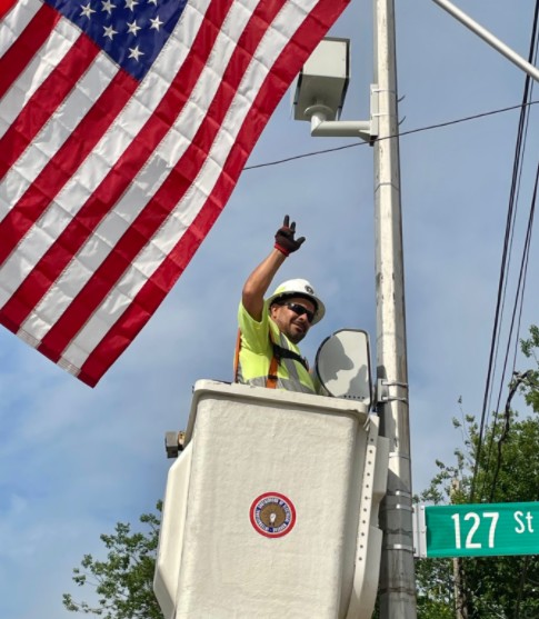 Take Action: Sign a Petition to Thank a Lineworker!