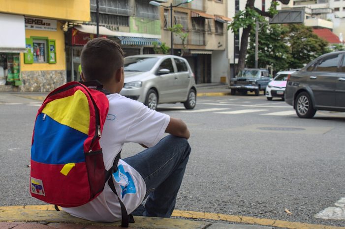 Three-Quarters of Refugees and Migrants from Venezuela Struggle to Access Basic Services in Latin America and the Caribbean
