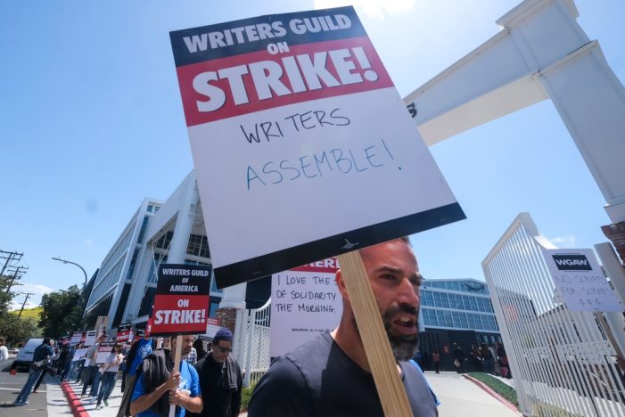 NYC Labor Turns Out for WGA East Members on Strike