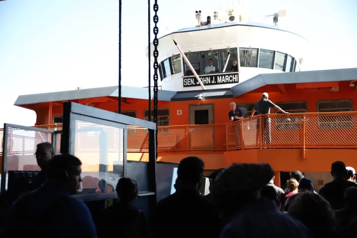 Staten Island Ferry Workers Agree to New Contract After 13-Year Wait